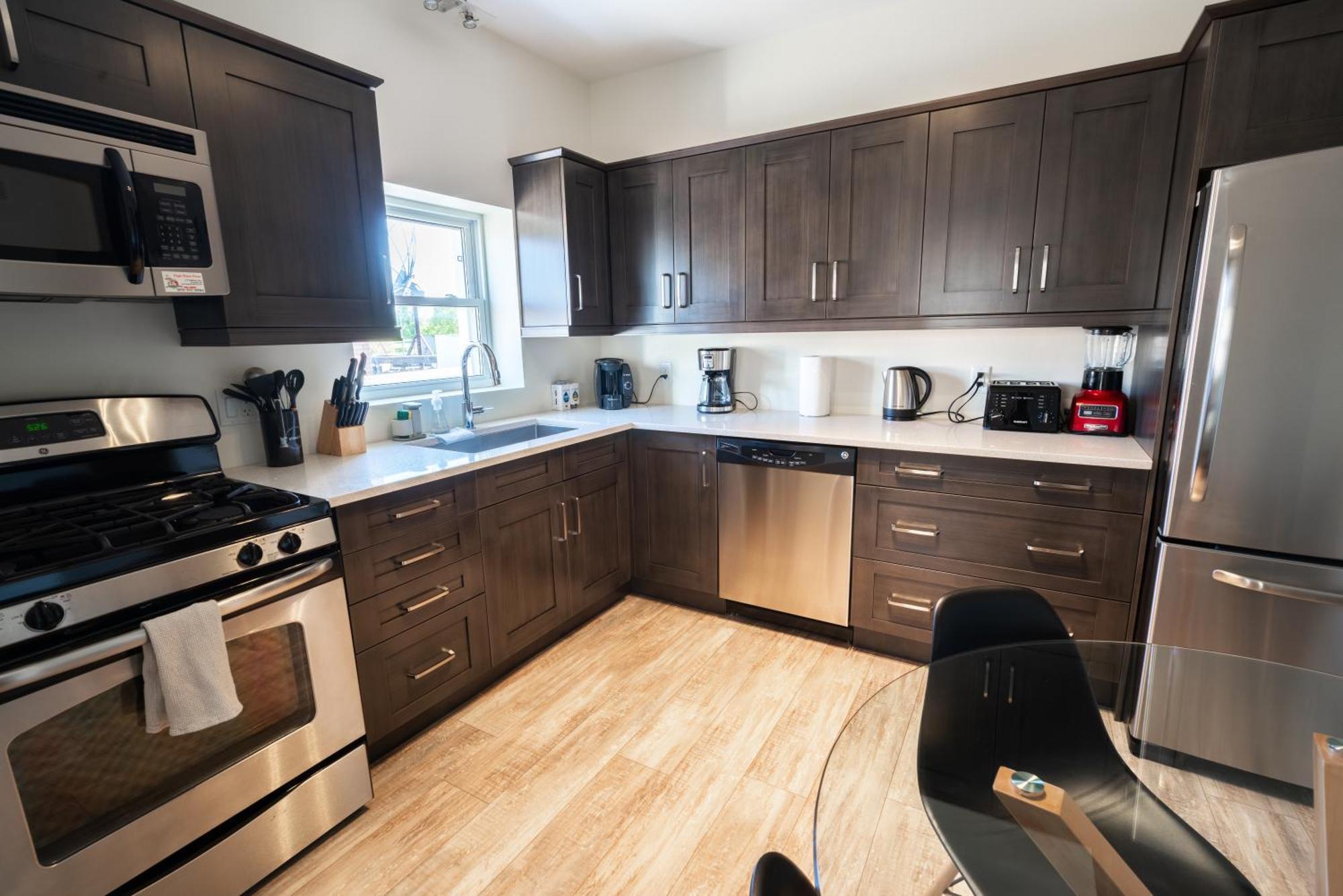 Spacious 3 Bedroom Apartment In Heart Of Niagara Thorold Dış mekan fotoğraf