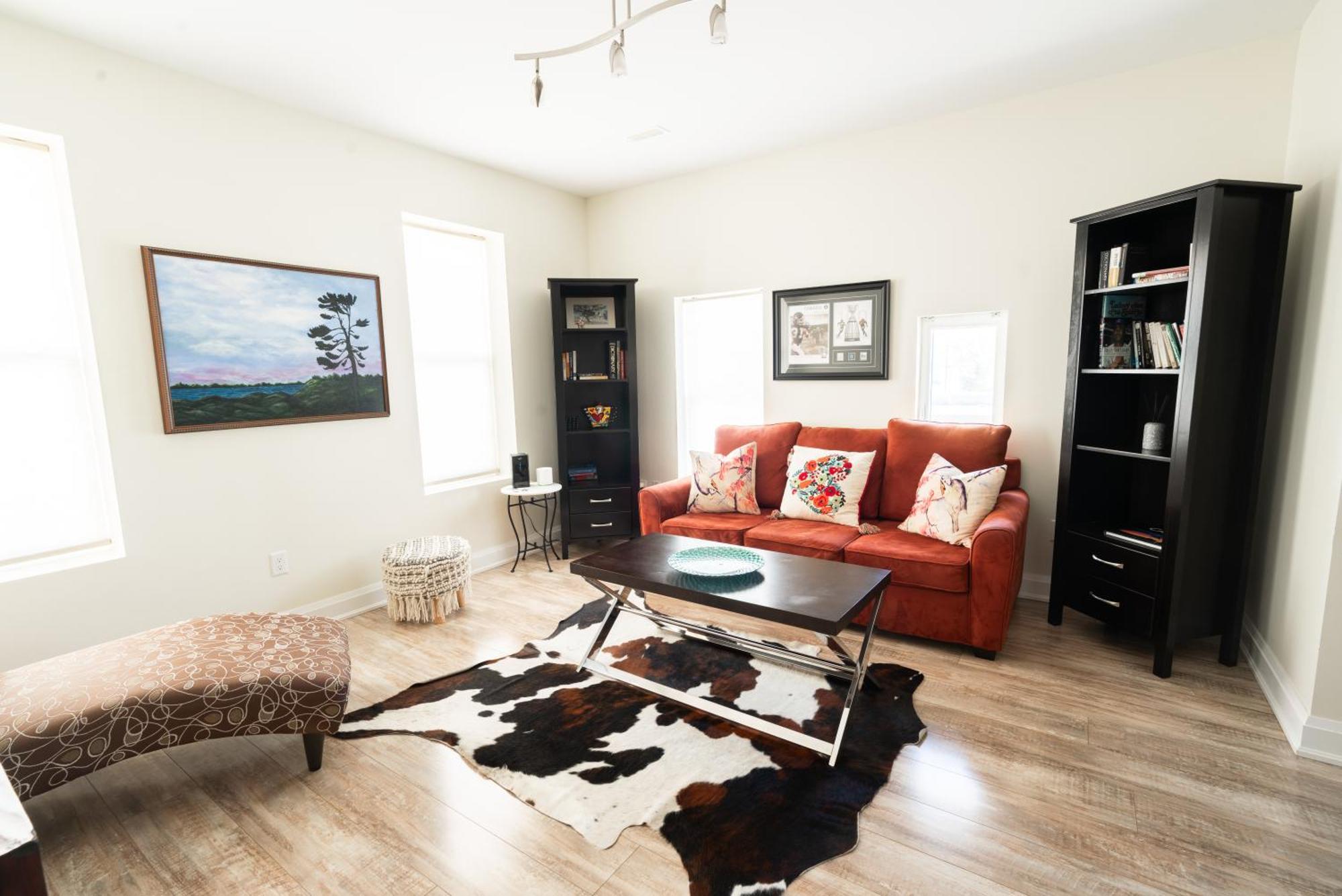 Spacious 3 Bedroom Apartment In Heart Of Niagara Thorold Dış mekan fotoğraf